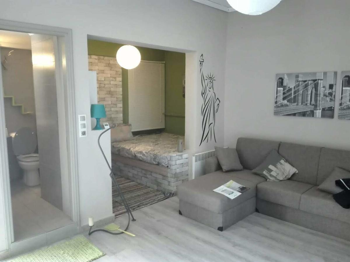 Ts-George'S Apartments By The Airport Markópulo Kültér fotó